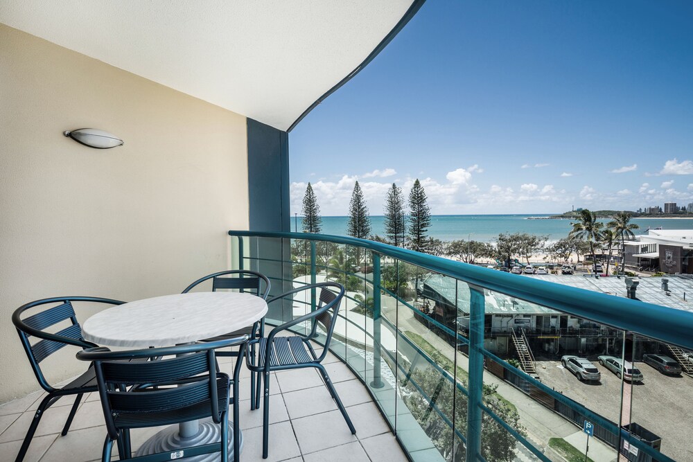 2 Bedroom Superior - Balcony View