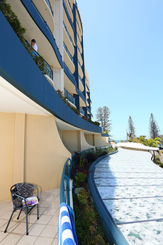 2 Bedroom Apartment (Low Floor) - Terrace/Patio