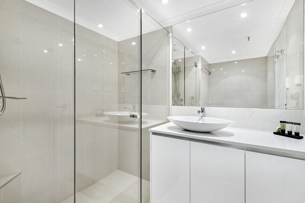 Superior Apartment, 2 Bedrooms - Bathroom