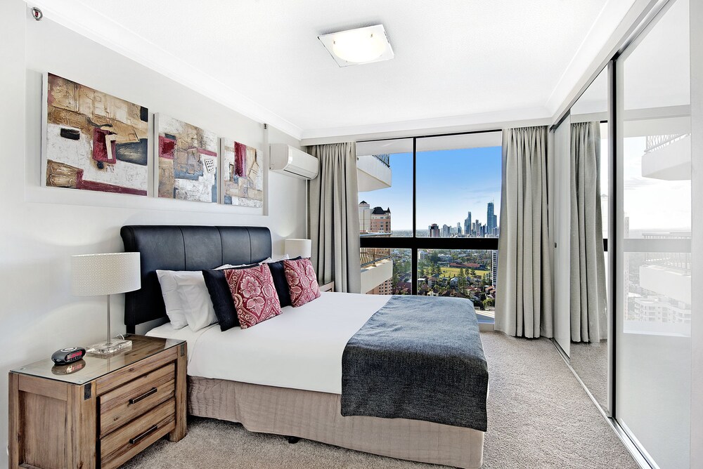 Superior Penthouse, 3 Bedrooms, Ocean View - Guestroom
