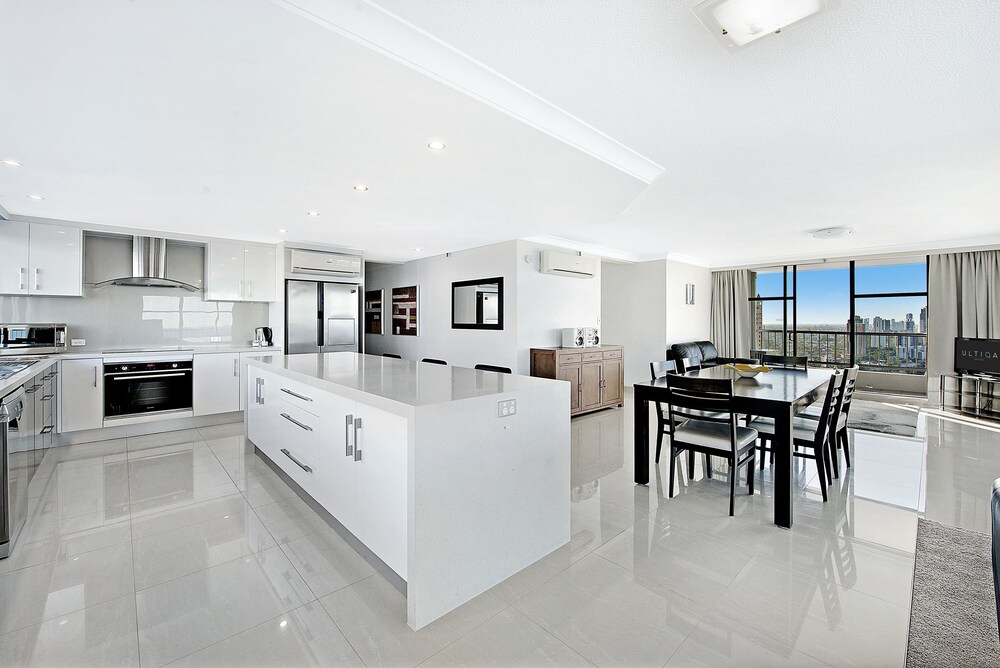 Superior Penthouse, 3 Bedrooms, Ocean View - In-Room Kitchen