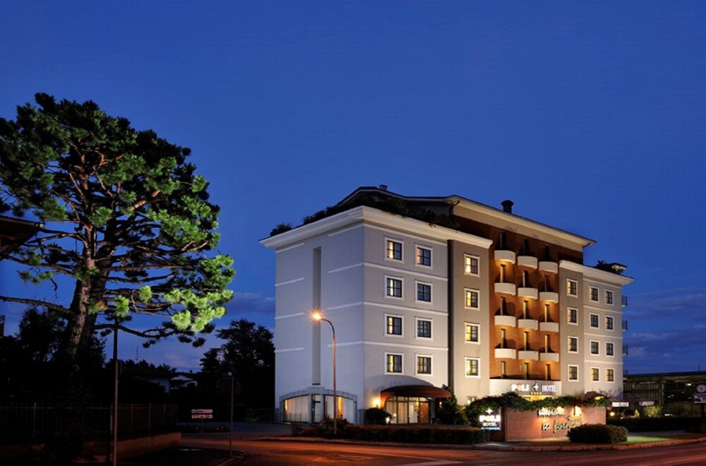 Hotel Front - Evening/Night