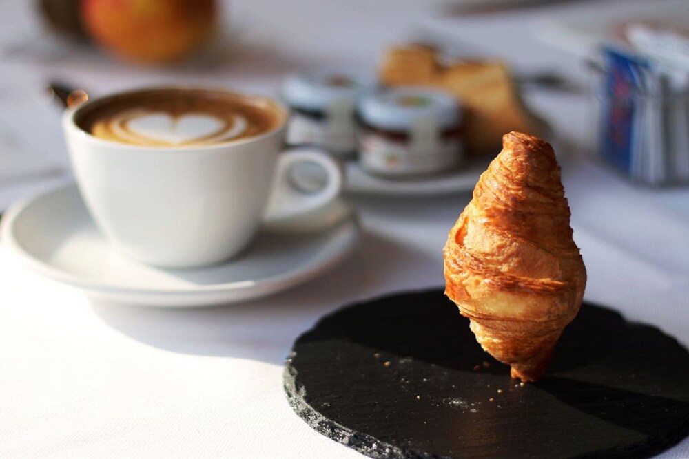 Coffee Shop