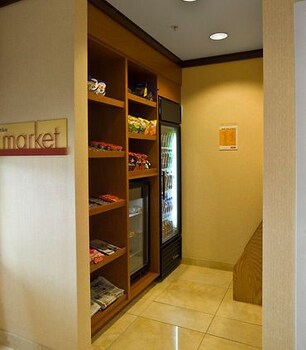 Snack Bar