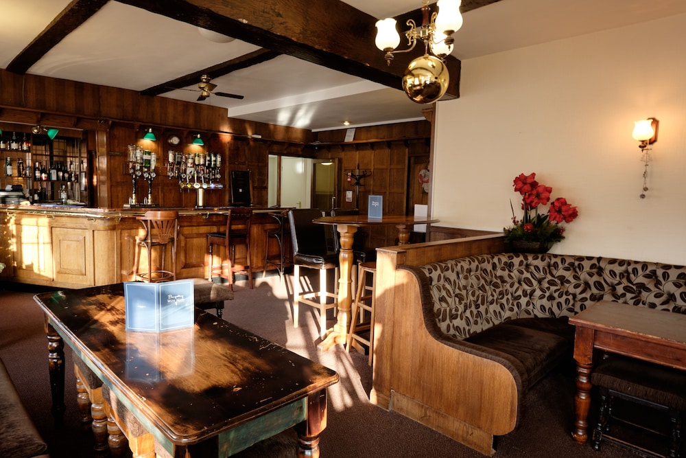 Hotel Lounge