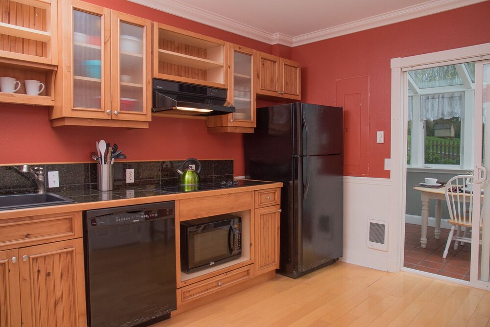 In-Room Kitchen