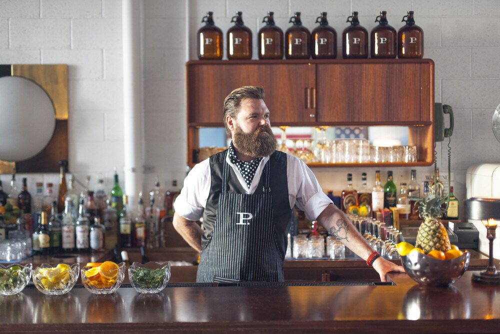 Hotel Bar