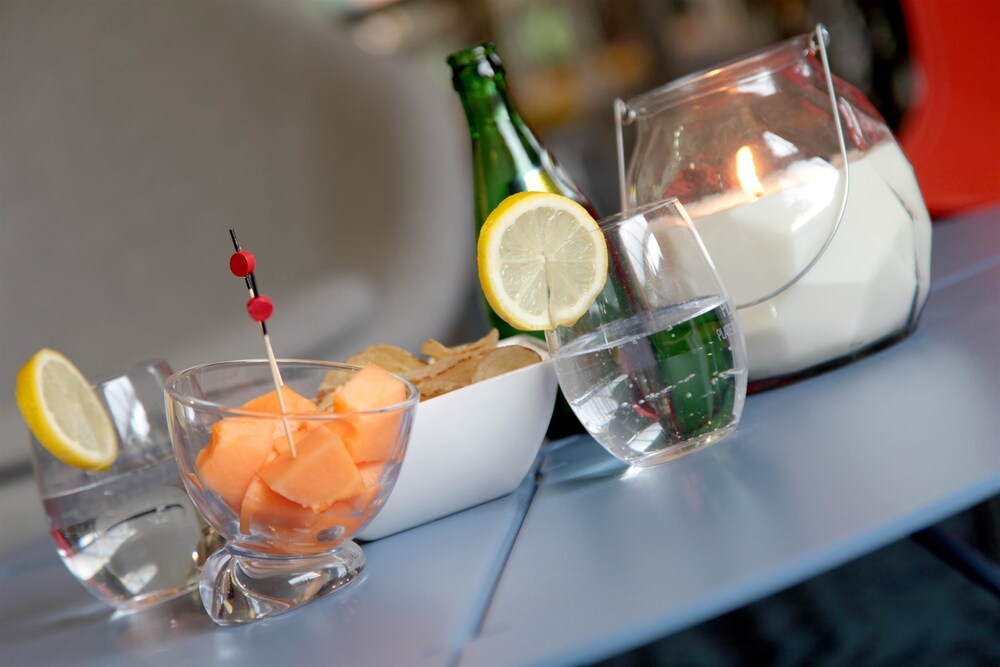 Hotel Bar