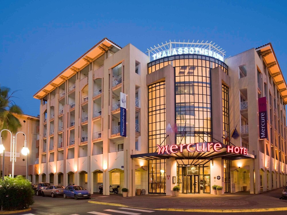 Hotel Front