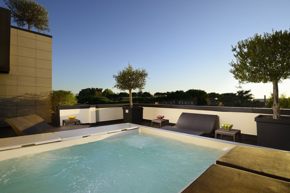 Rooftop Pool