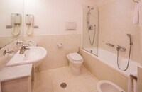 Deluxe Room, 1 King Bed, Balcony (with Extra Bed)