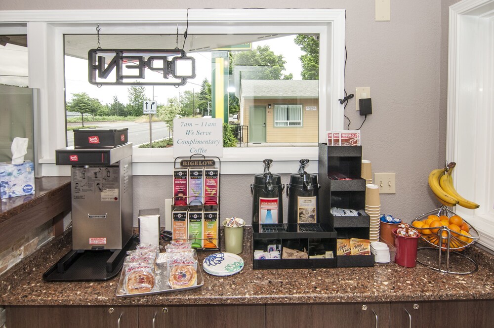 Snack Bar