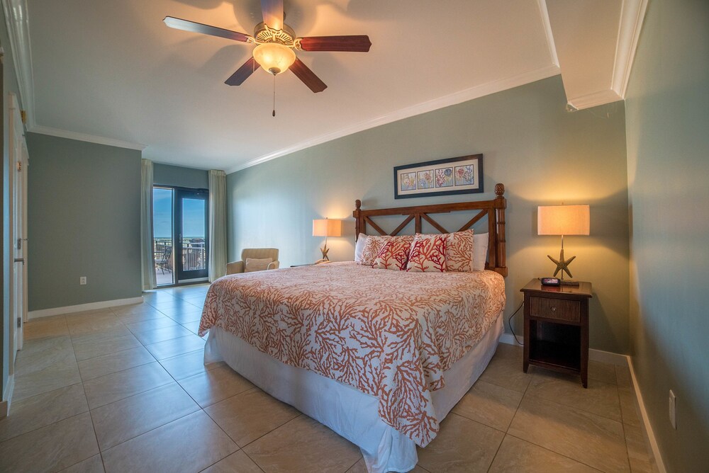 3 Bedroom Condo, Full Kitchen, Gulf View - Guestroom