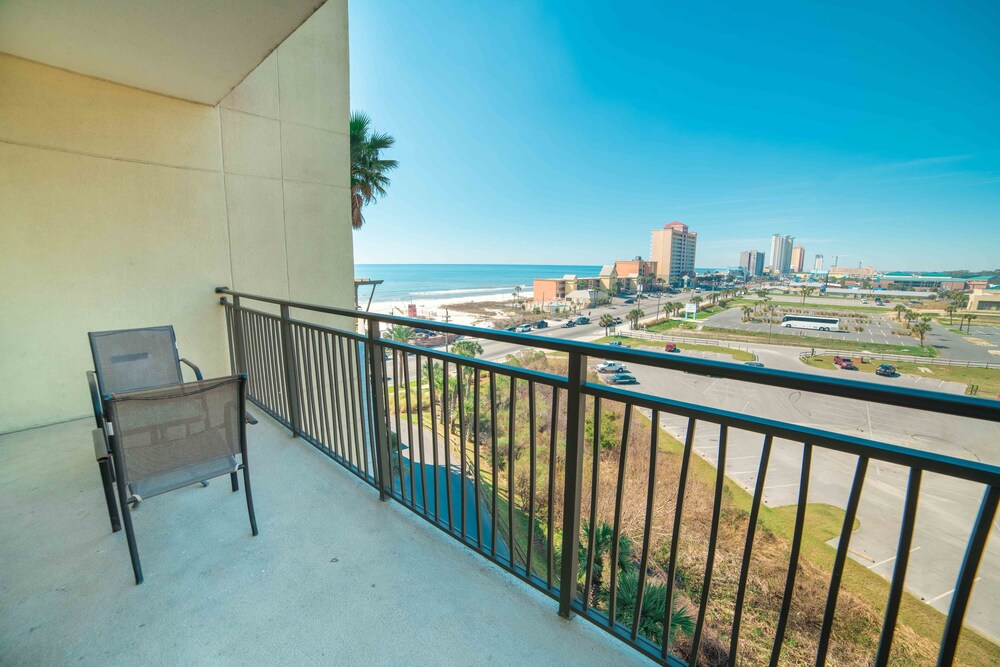 Efficiency Condo, 1 King Bed, Kitchenette, Gulf View - Balcony