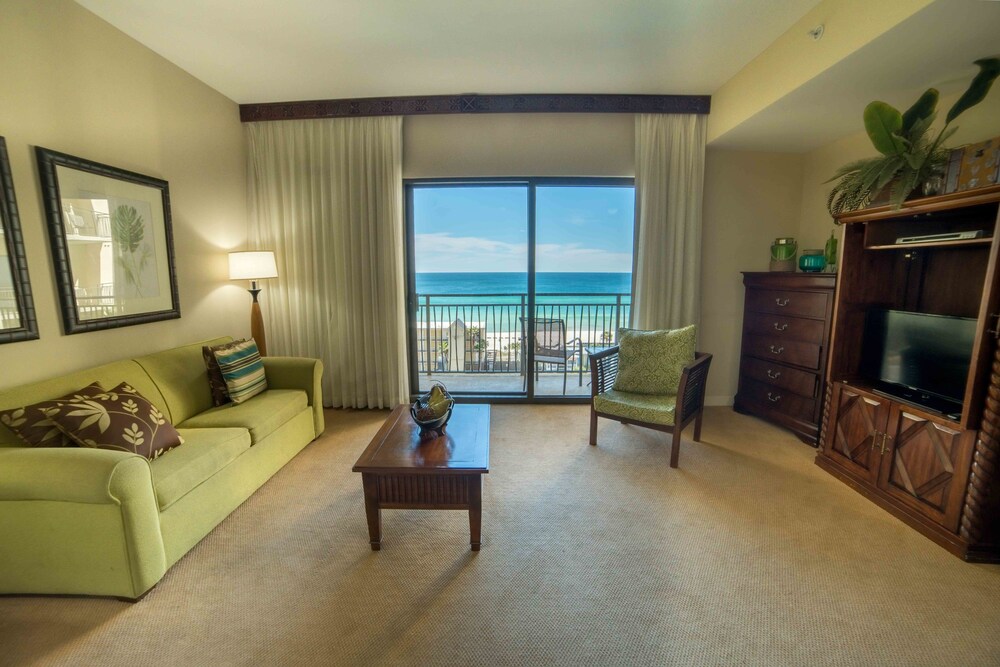 Efficiency Condo, 1 King Bed, Kitchenette, Gulf View - Living Area