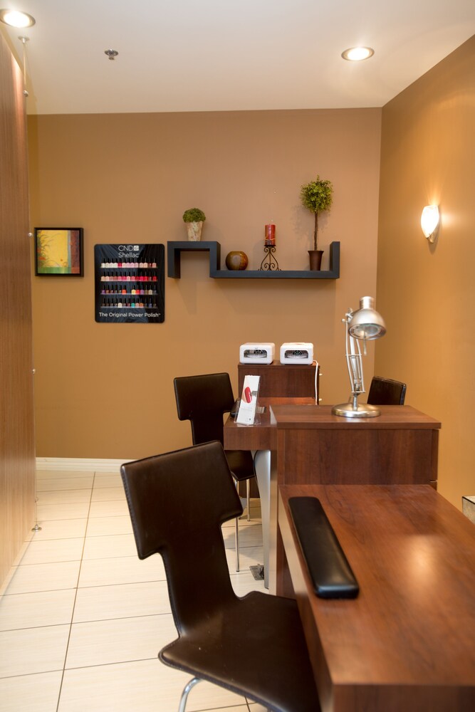 Nail Salon