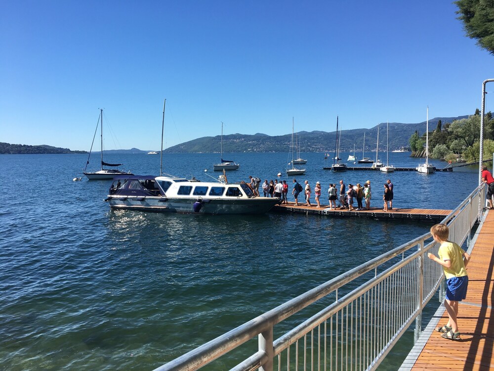 Dock