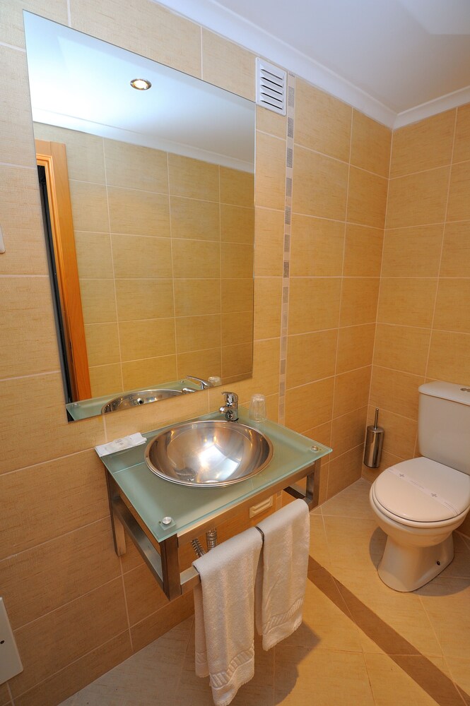 Duplex, Balcony - Bathroom