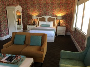 Guestroom