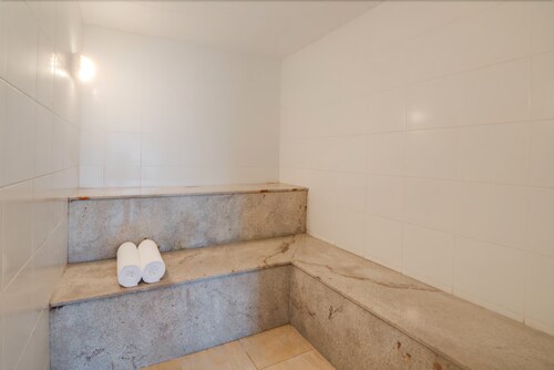 Steam Room
