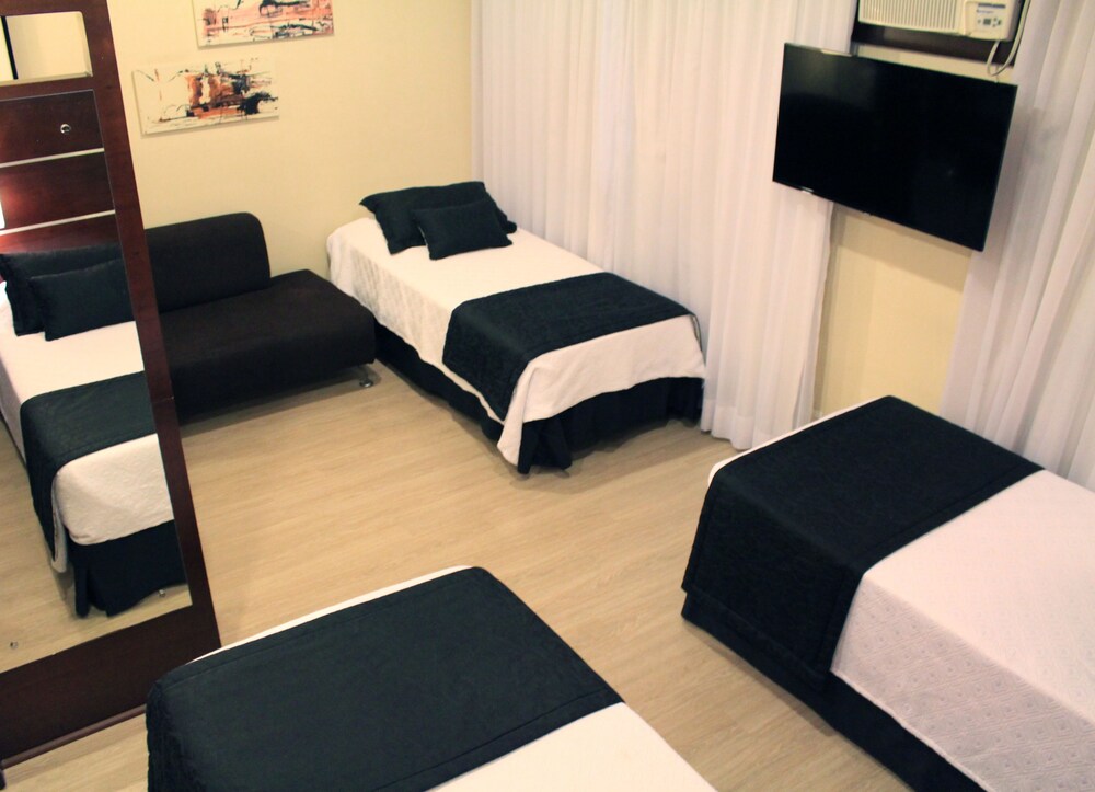 Standard Triple Room, 3 Twin Beds - Guestroom