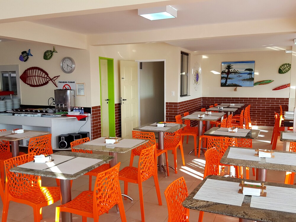 Food Court