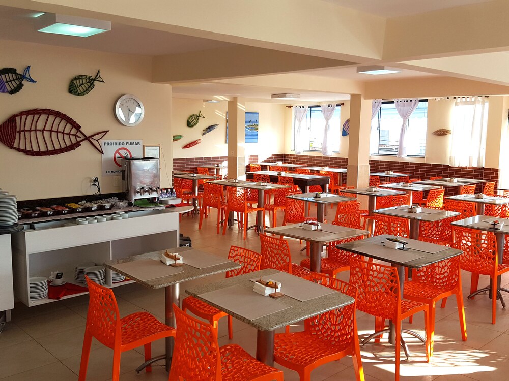 Food Court
