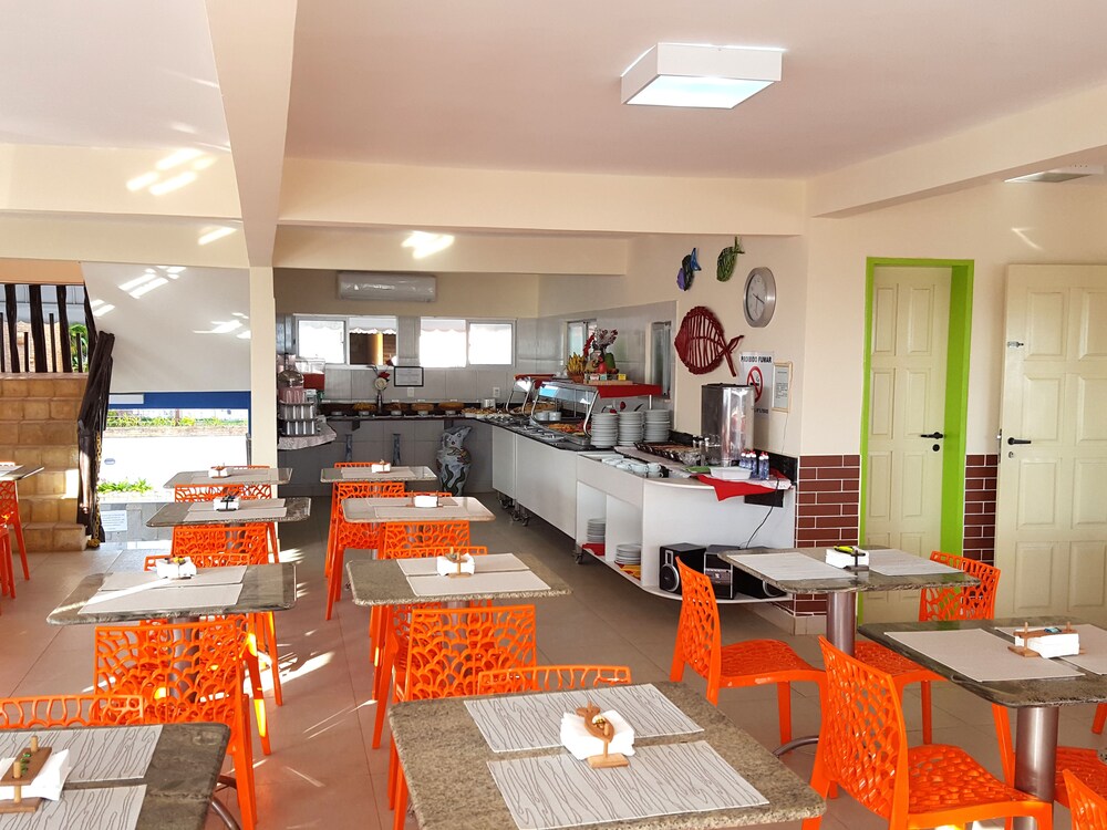 Food Court