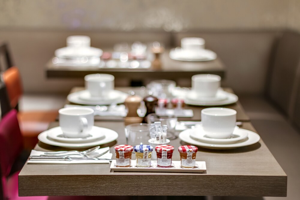 Salle de petit-déjeuner
