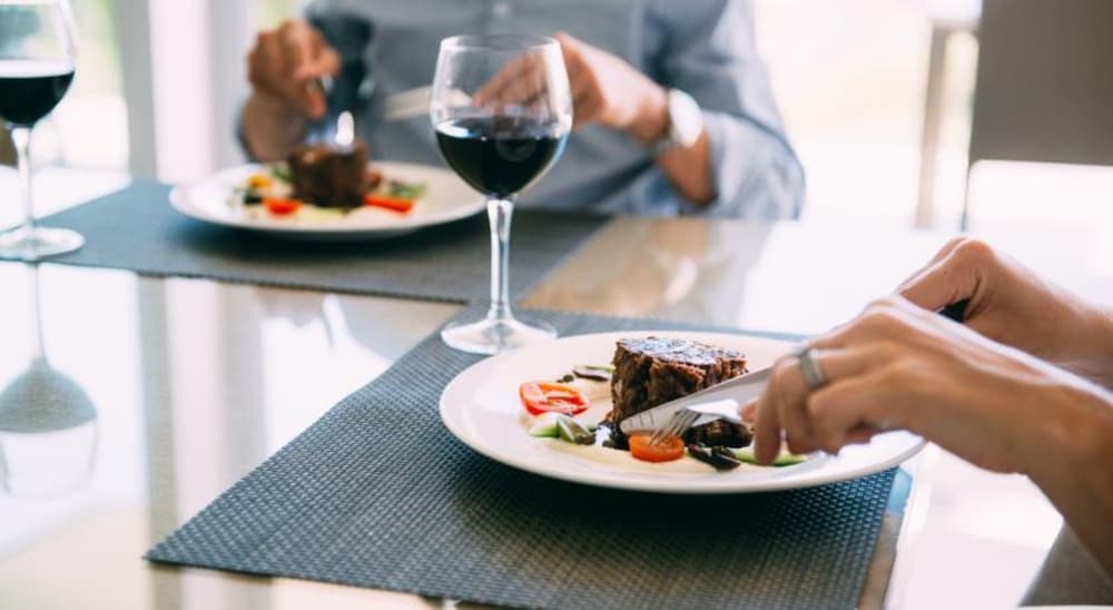 Couples Dining