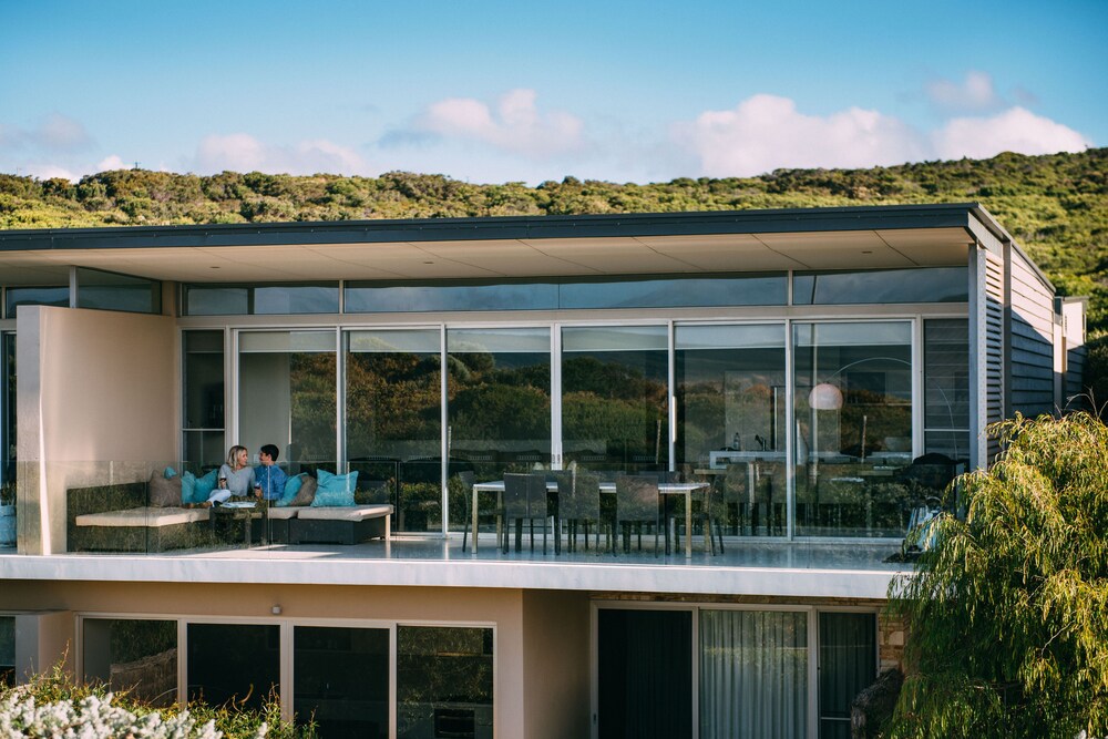 4 Bedroom Beach House - Balcony