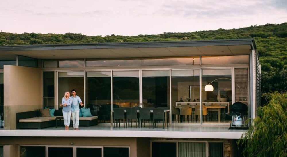 4 Bedroom Beach House - Balcony
