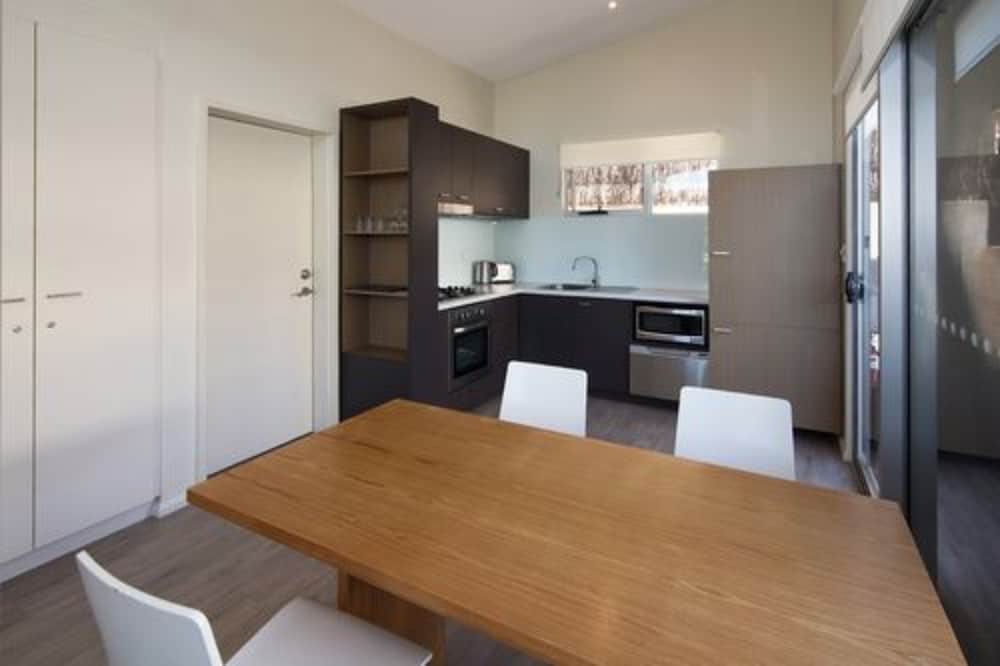 2 Bedroom Beach Shack - In-Room Kitchen