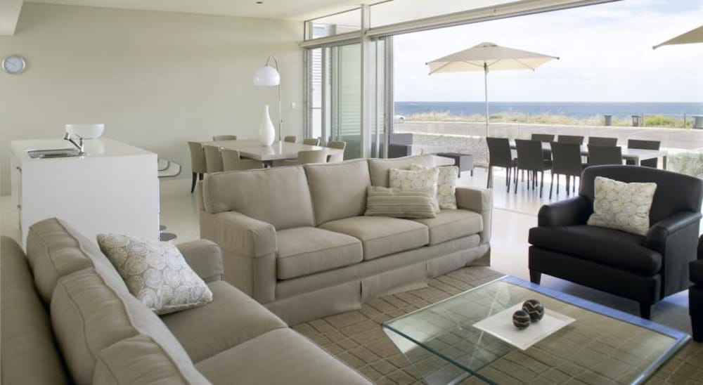 4 Bedroom Beach House - Living Area