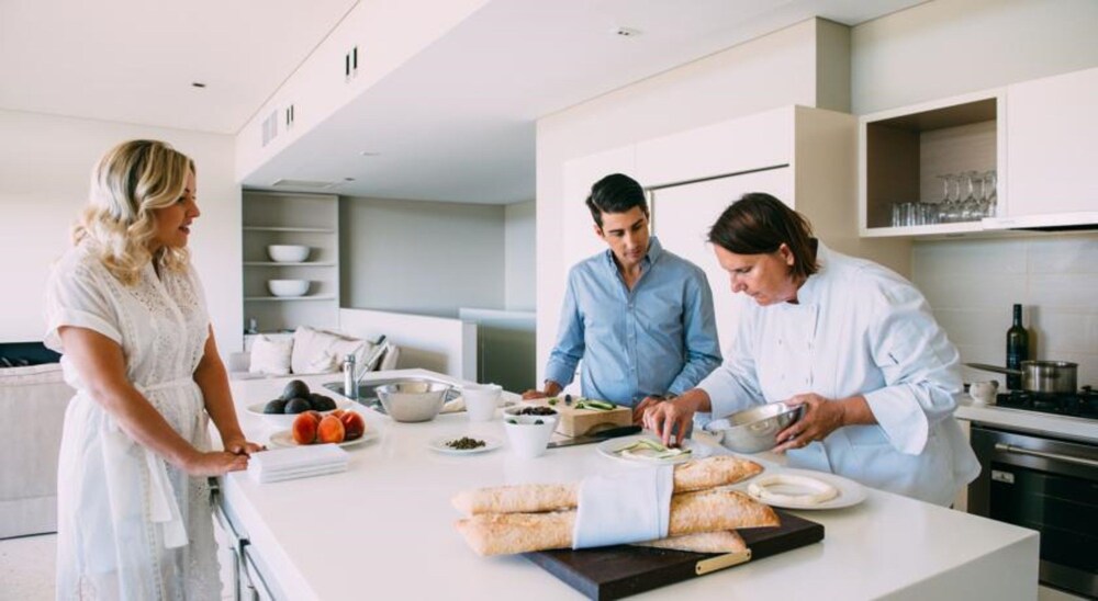 4 Bedroom Beach House - In-Room Kitchen