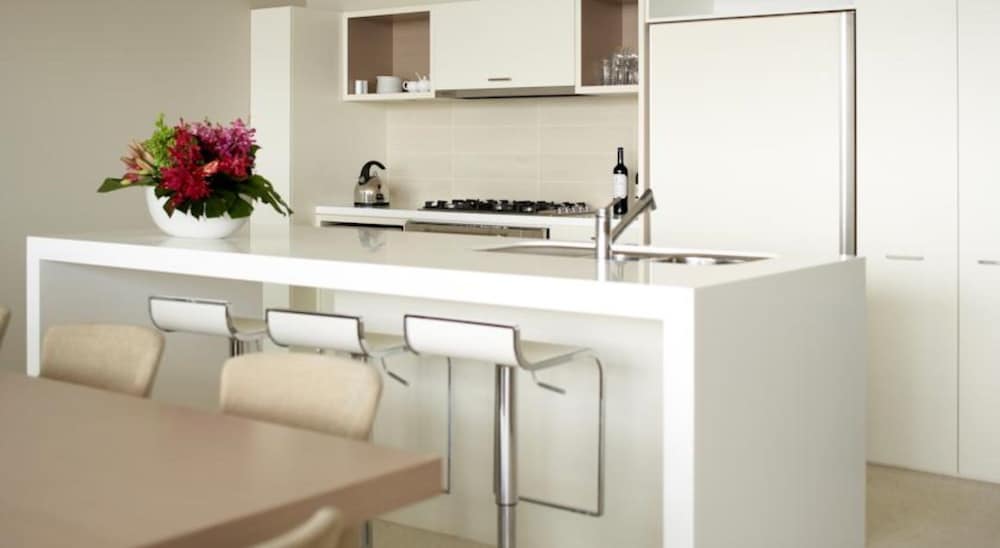 3 Bedroom Beach House - In-Room Kitchen
