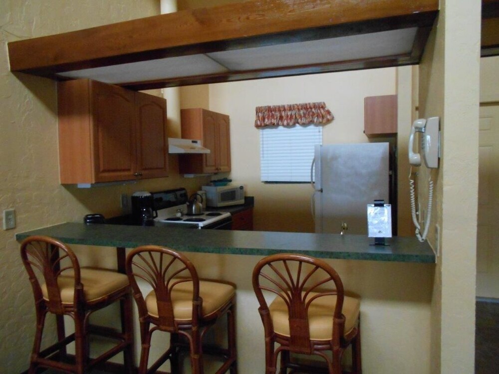 Fishermens Village Vacation Villa, 2 Bedrooms - In-Room Kitchen