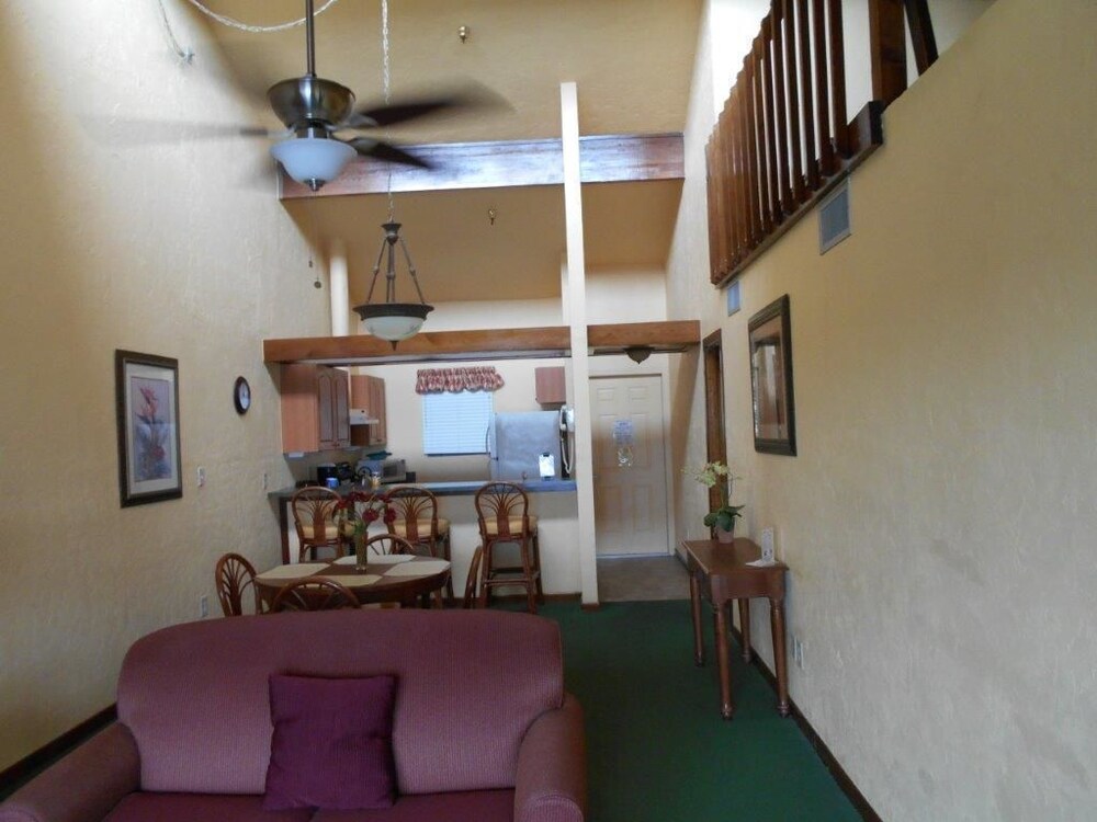 Fishermens Village Vacation Villa, 2 Bedrooms - Living Room