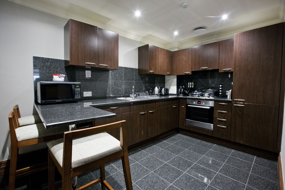 Luxury Apartment, 2 Bedrooms - In-Room Kitchen