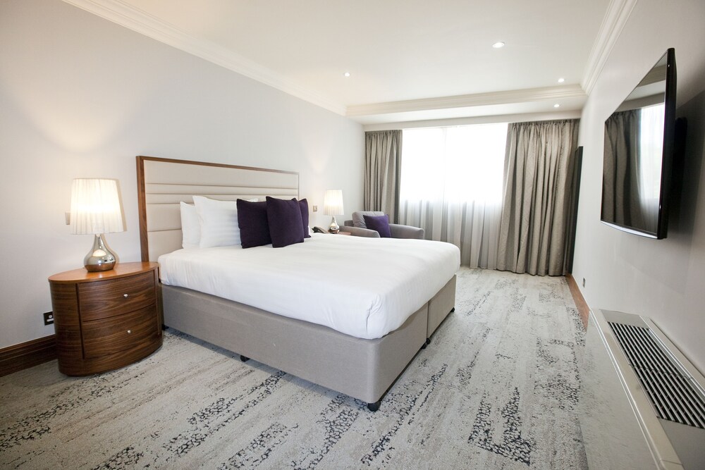 Deluxe Apartment, 3 Bedrooms - Guestroom