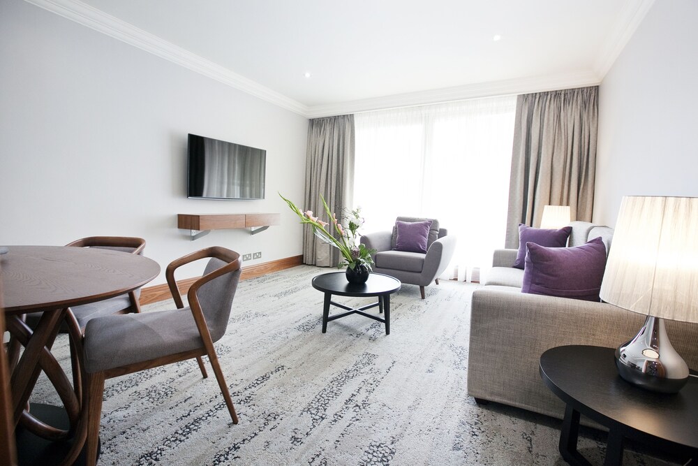 Luxury Apartment, 1 Bedroom - Living Room