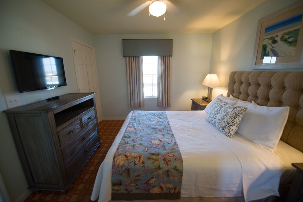 Two Bedroom - Guestroom