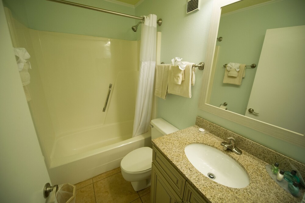 Two Bedroom - Bathroom