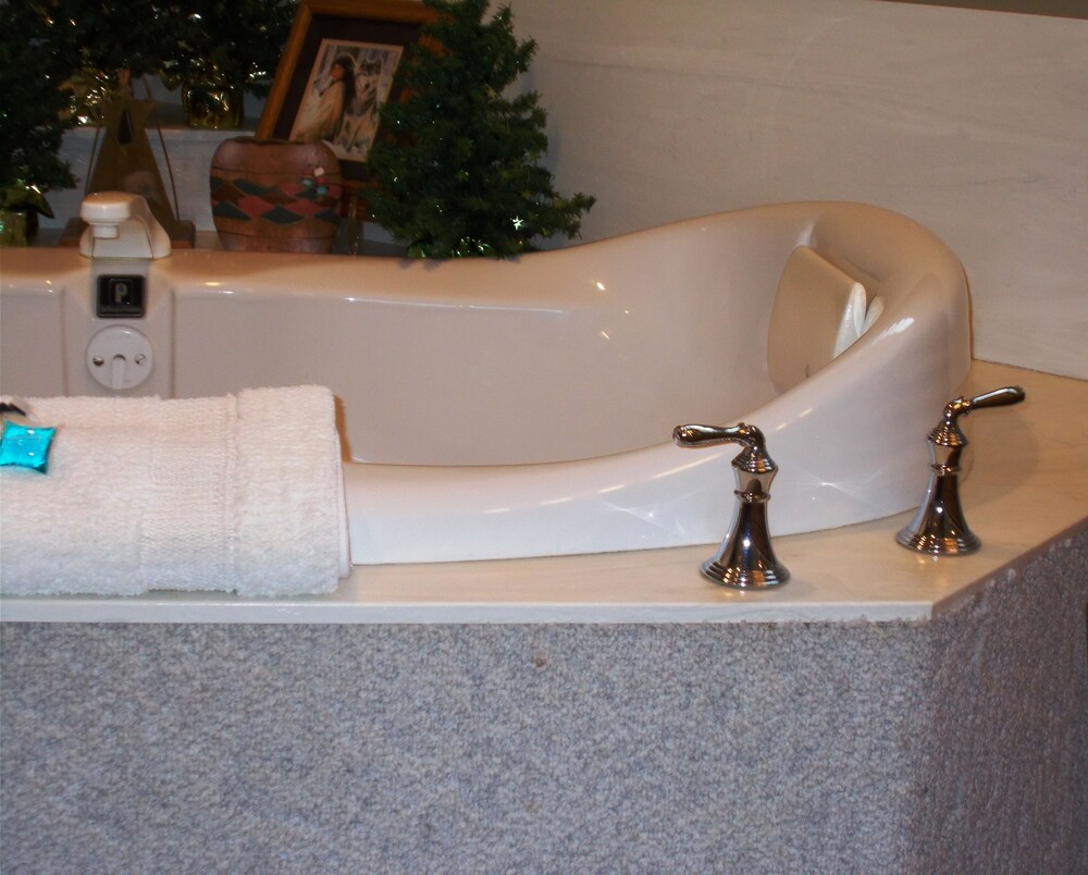 Jetted Tub