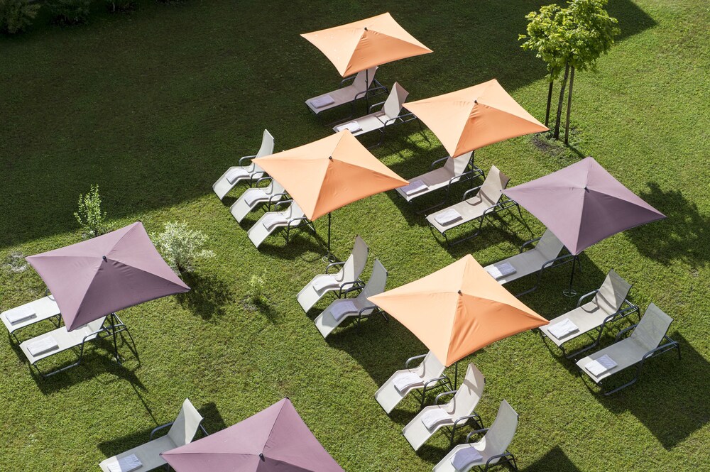 Sundeck