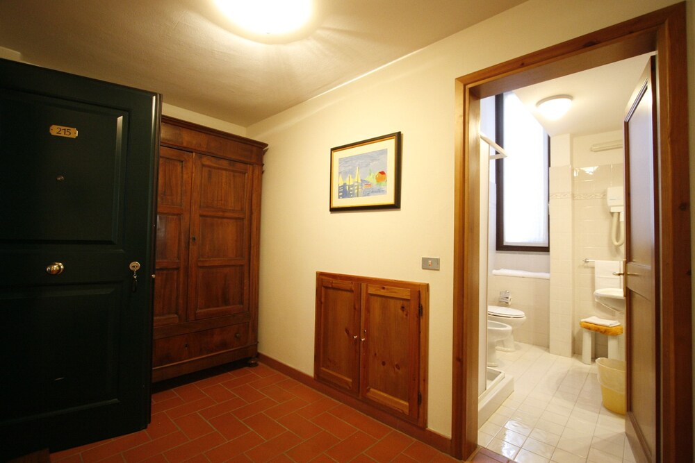 Family Apartment - Guestroom