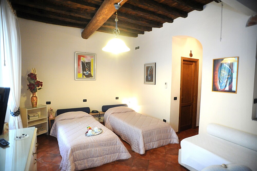 Guestroom