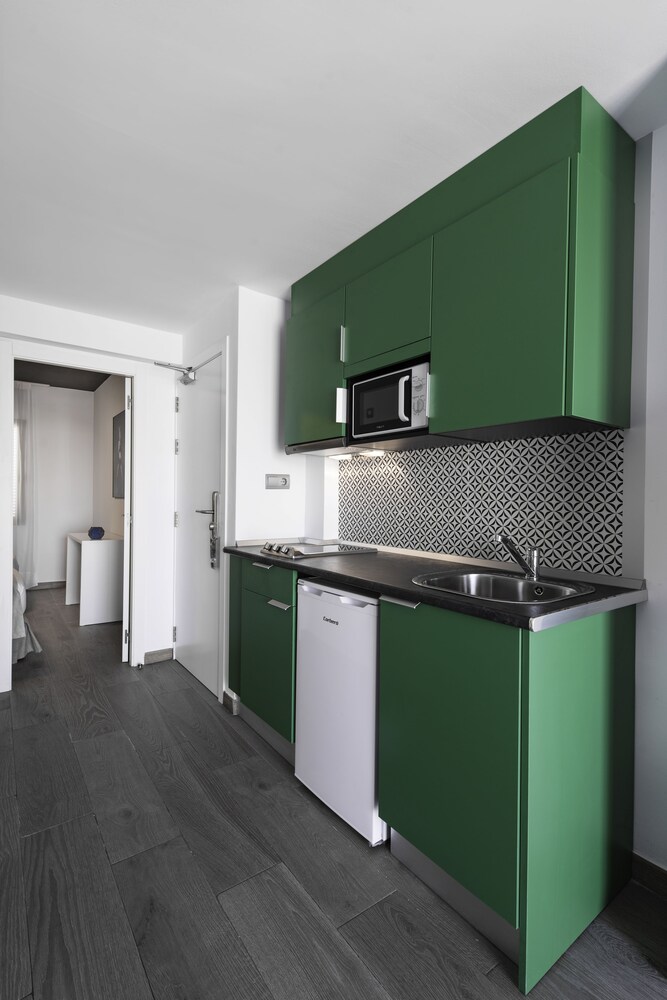 In-Room Kitchenette
