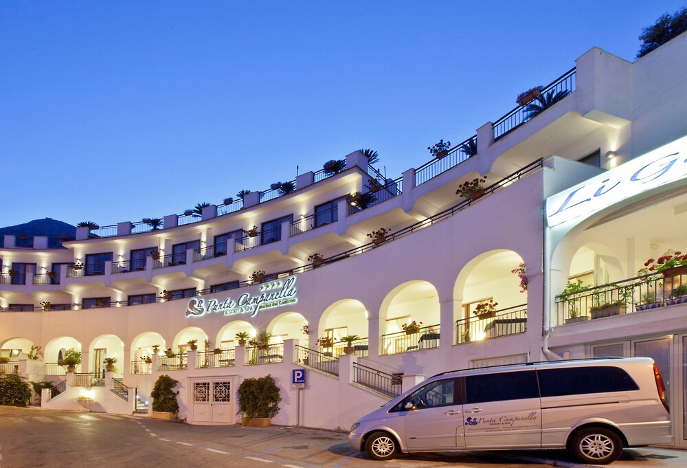 Hotel Front