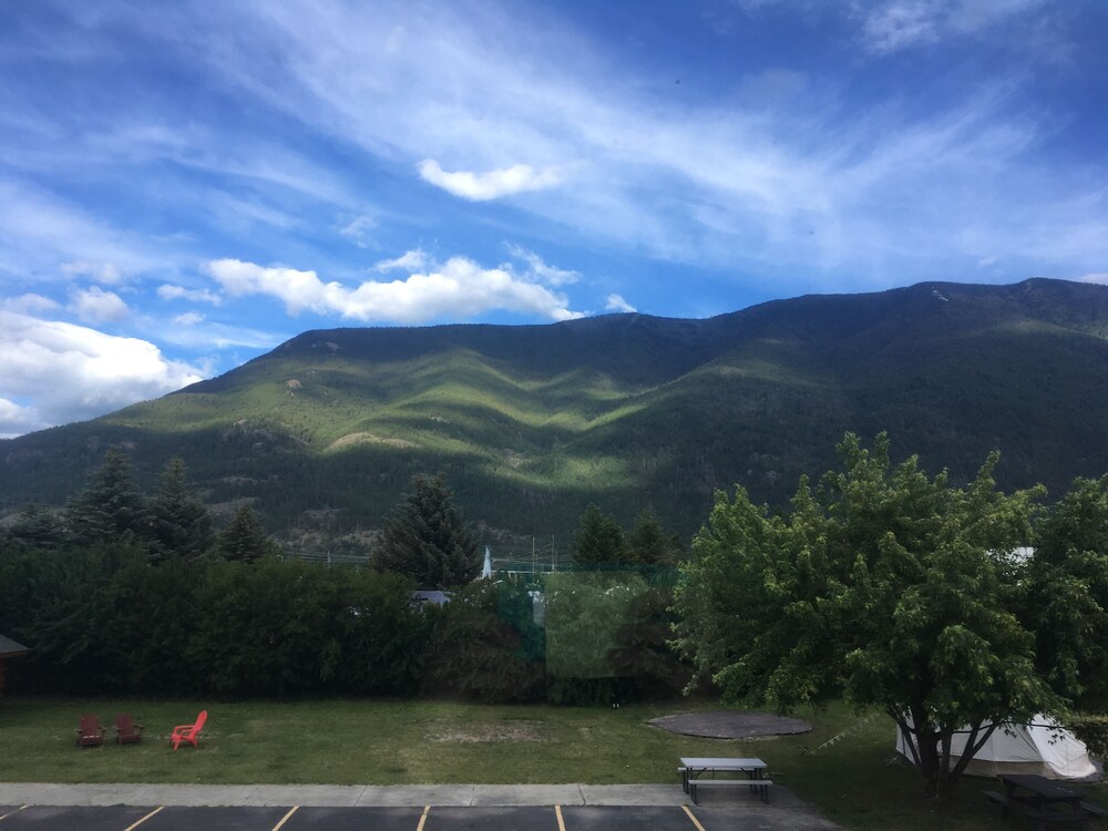 Guestroom View